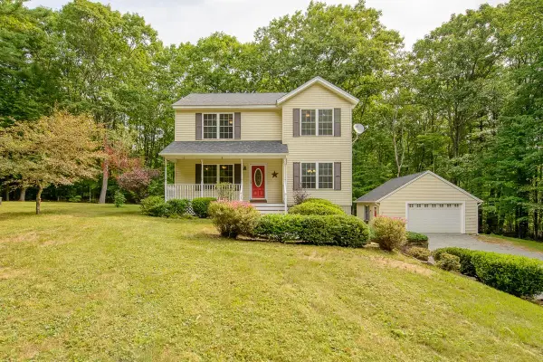 8 Barrett Road, Greenville, NH 03048