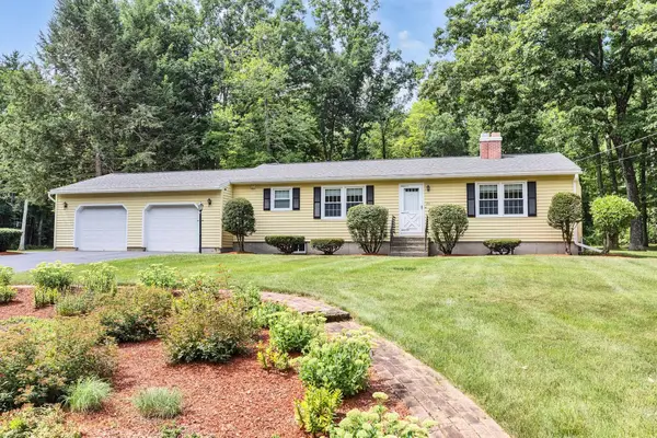 20 Forest Drive, Bedford, NH 03110-6212