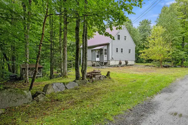 148 Lakeview Estates Road, Pittsburg, NH 03592