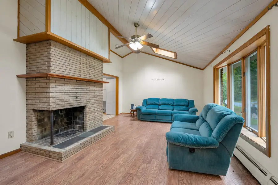 5 Mercury Lane, Pelham, NH 03076 - #2