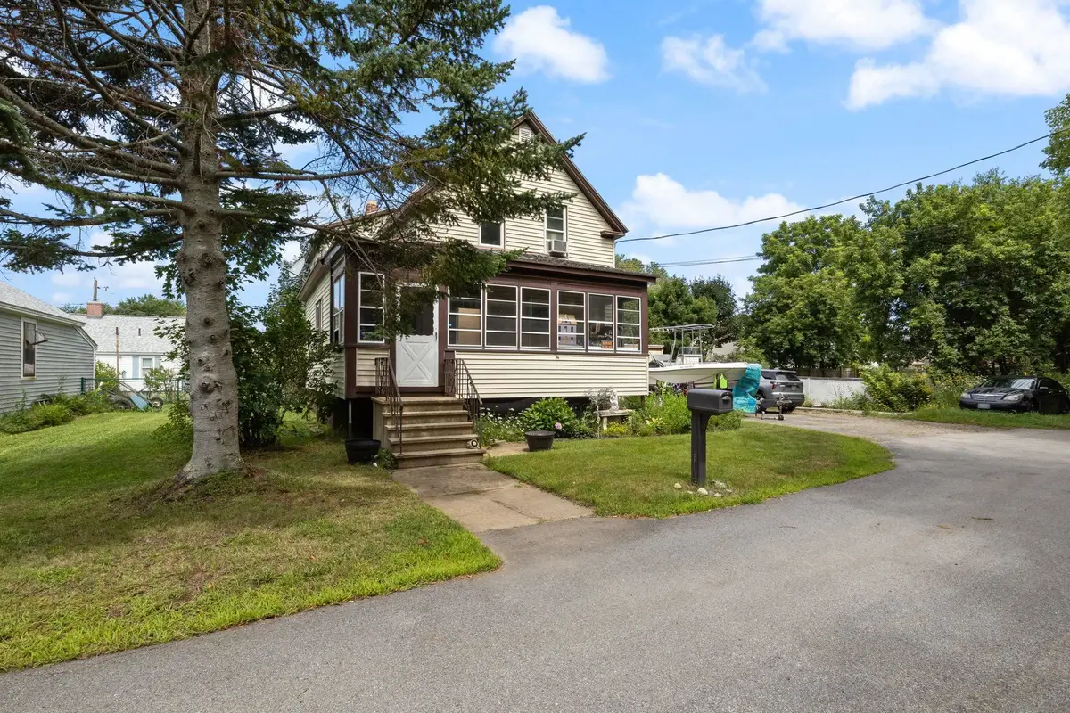 6 Brick Street, Somersworth, NH 03878 - #1