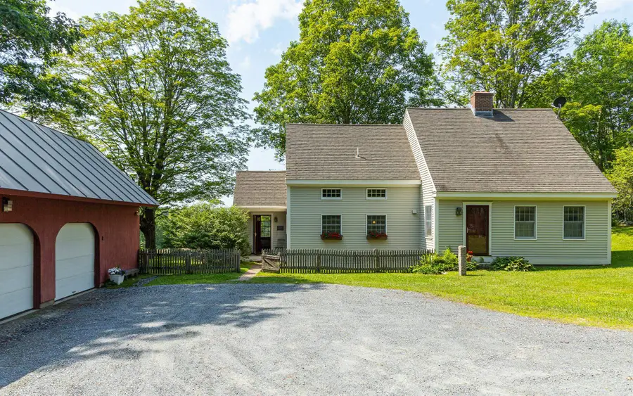 509 Elm Street, Claremont, NH 03743 - #2