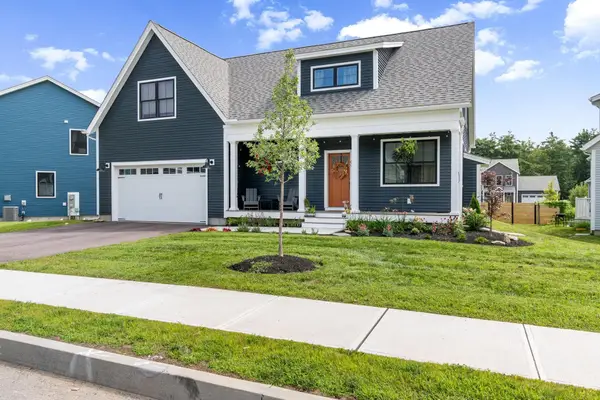 60 Washington Circle, Essex, VT 05452