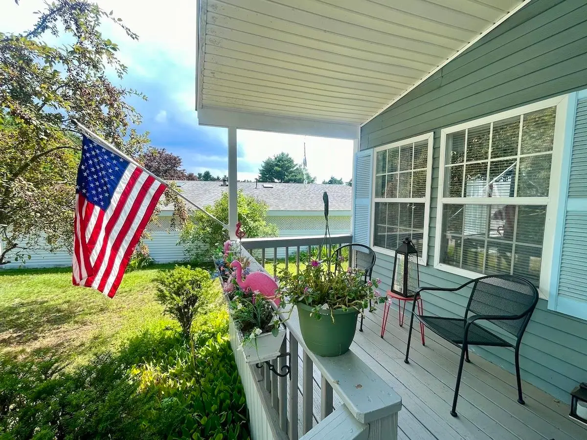207 Donald Drive, Goffstown, NH 03045 - #1