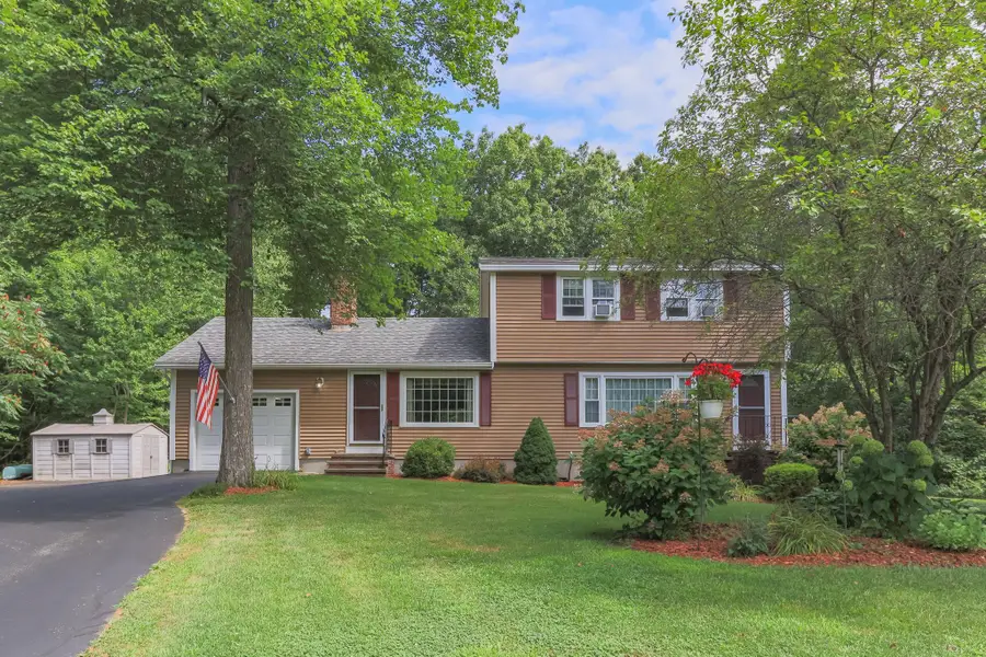 8 Lantern Lane, Auburn, NH 03032 - #3