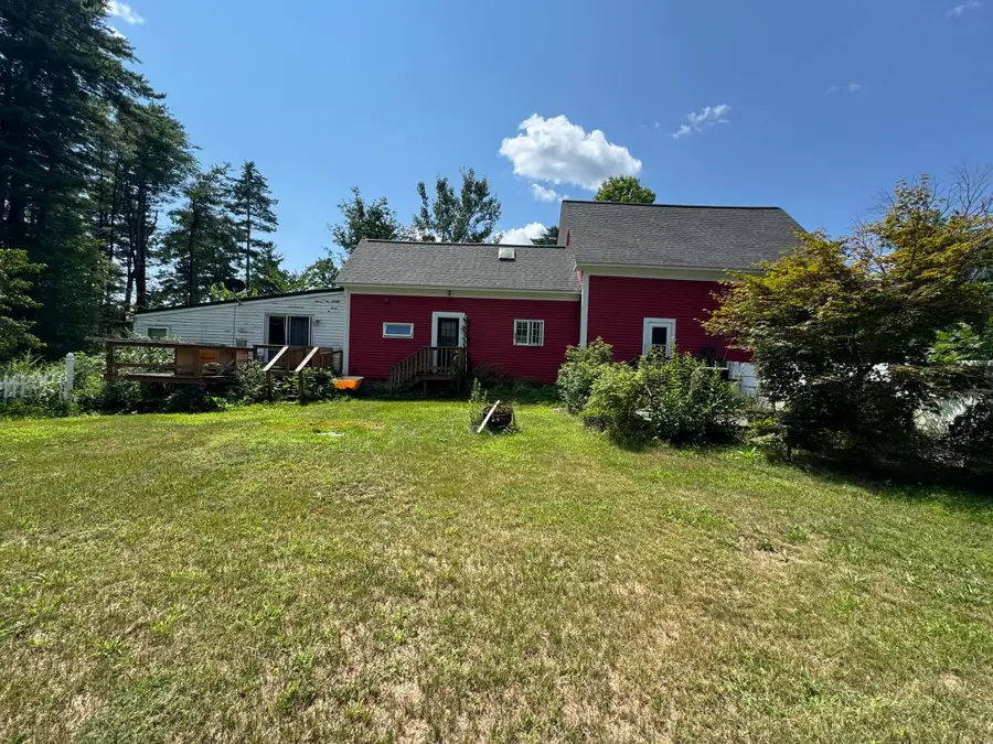 28 Auburn Road, Londonderry, NH 03053 - #3