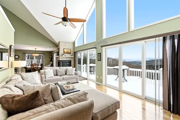 87 Glade Circle, Campton, NH 03223