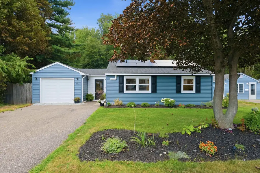 212 Holly Lane, Portsmouth, NH 03801 - #2