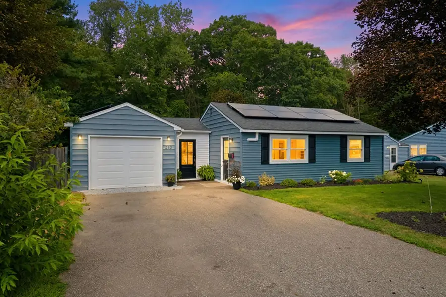 212 Holly Lane, Portsmouth, NH 03801 - #3