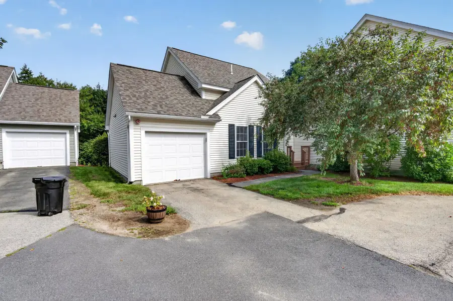 11 Echo Shore Drive, Merrimack, NH 03054 - #2