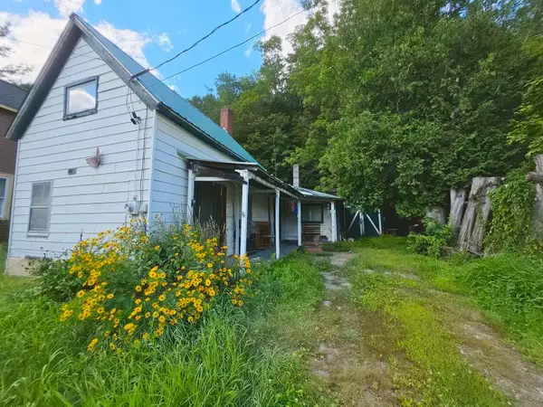 425 Main Street, Cavendish, VT 05153