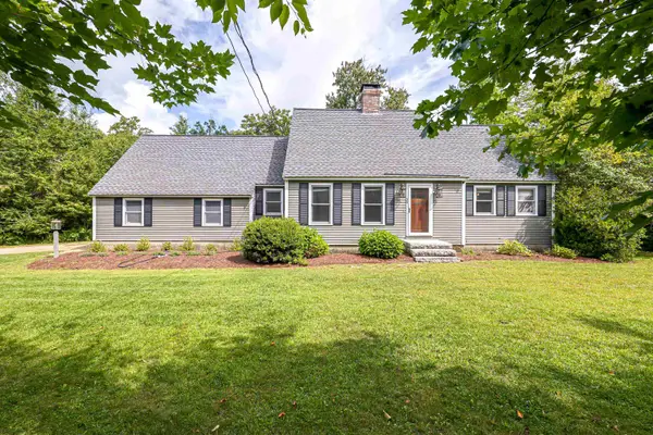 34 Rocky Pond Road, Brookline, NH 03033