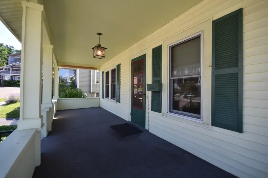 21 Adams Court, Burlington, VT 05401 - #2