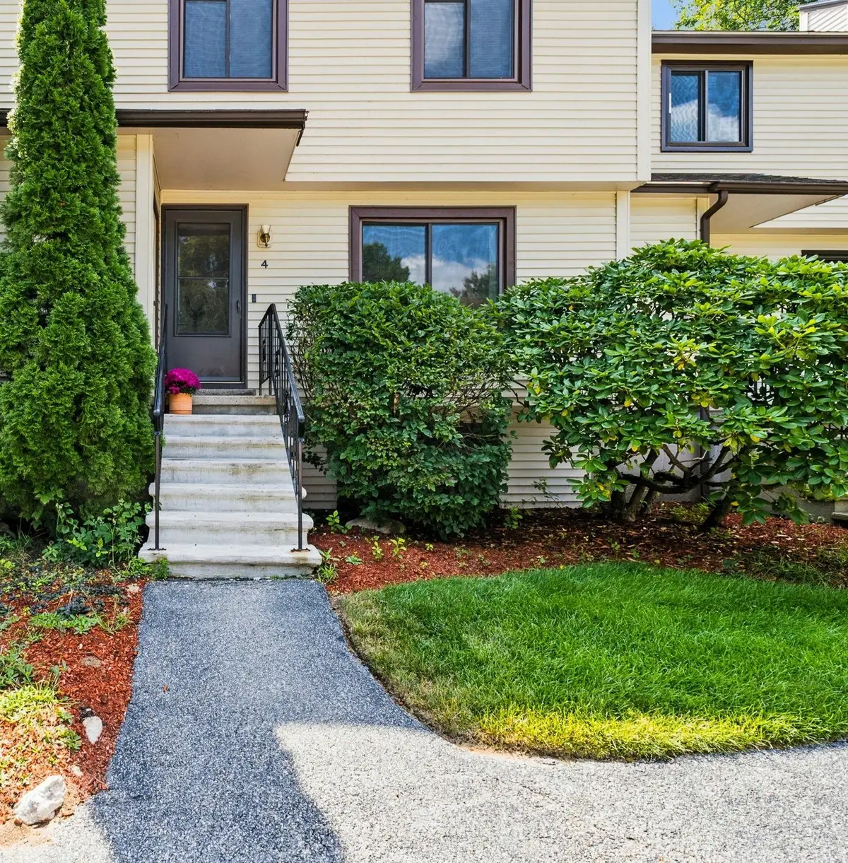 4 Killian Court, Merrimack, NH 03054 - #1