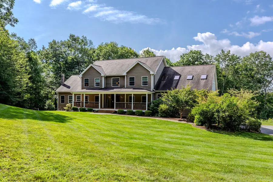 134 Grapevine Lane, Pownal, VT 05261 - #2