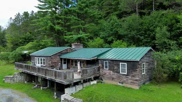 10523 Pomfret Road, Pomfret, VT 05053