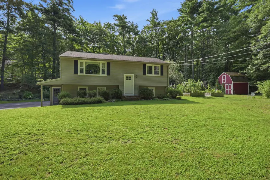 89 North Road, Sandown, NH 03873 - #2