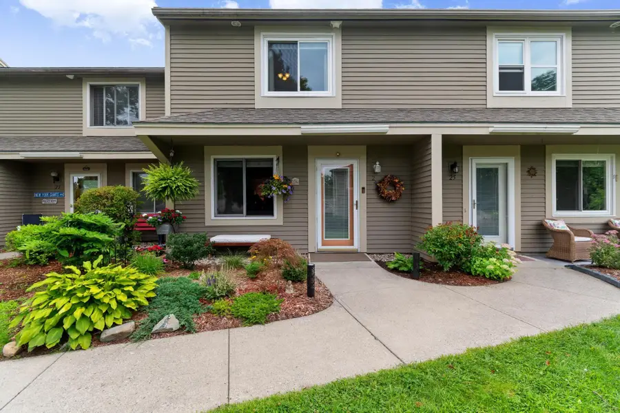 24 Overlook Drive, South Burlington, VT 05403 - #2