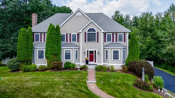 17 Sherry Circle, Brentwood, NH 03833