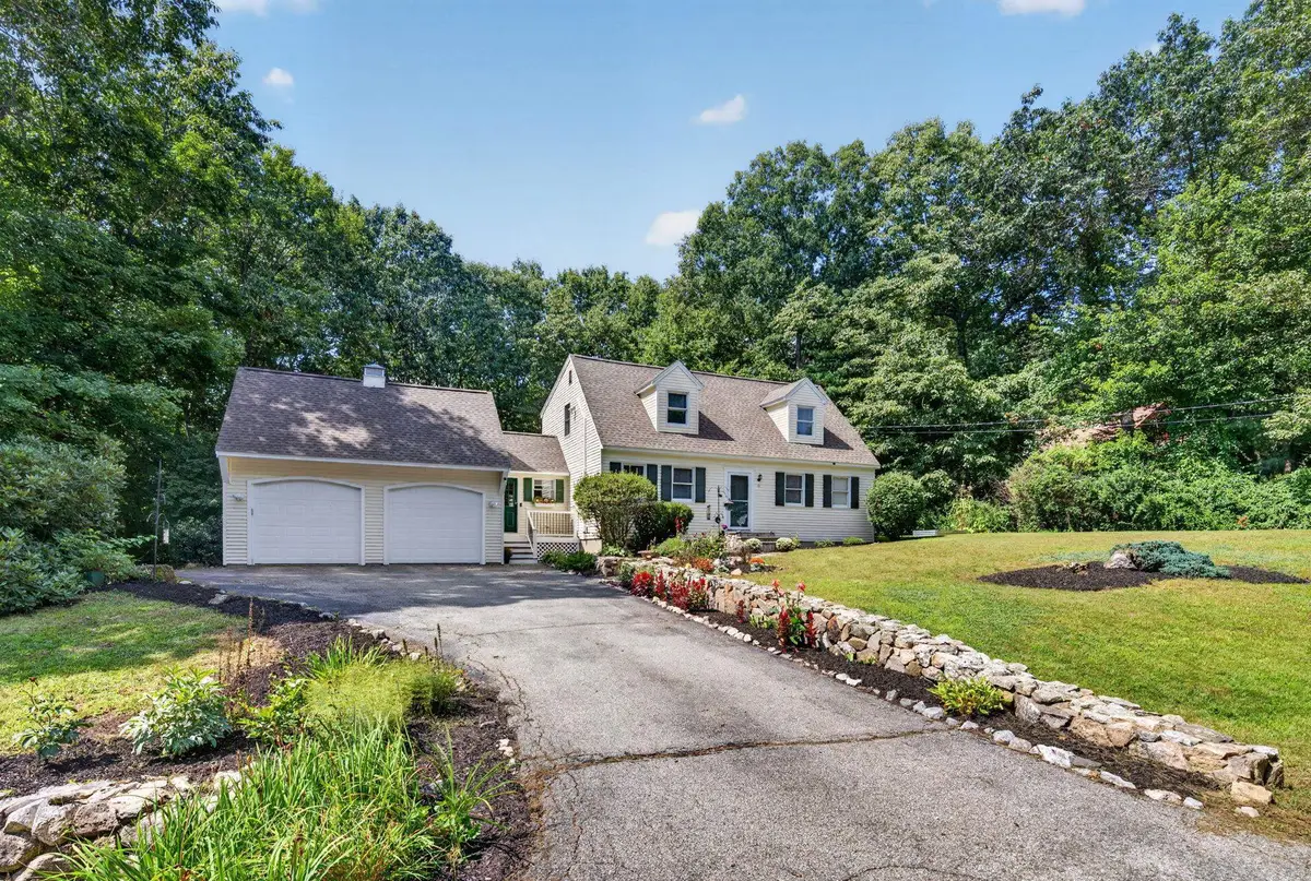13 Helen Drive, Hooksett, NH 03106 - #1
