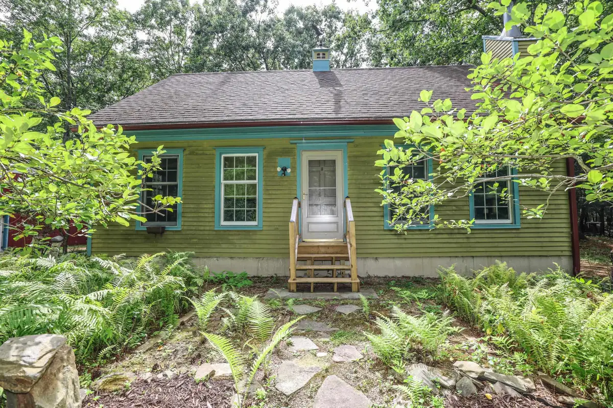 15 Ledge Road, Chester, NH 03036 - #1