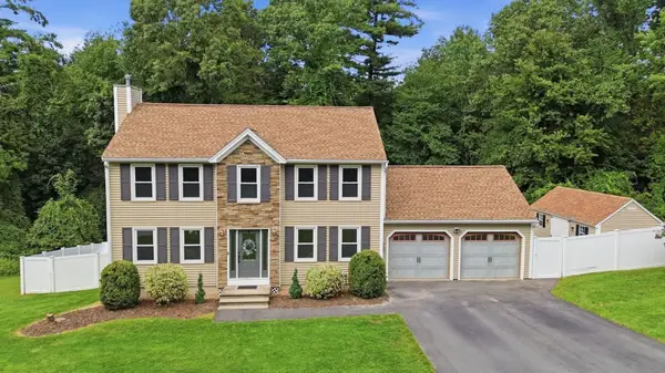 25 St. Anthony Drive, Hudson, NH 03051
