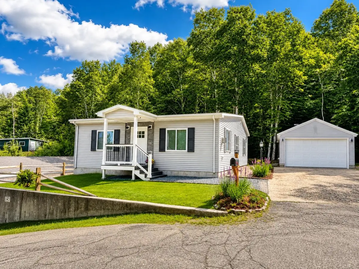 466 Rockingham Street, Berlin, NH 03570 - #1