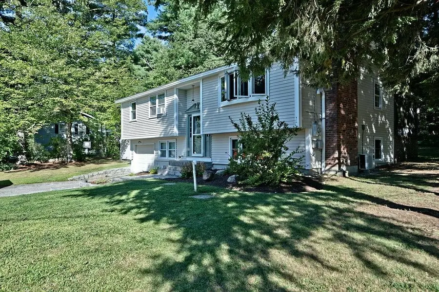 4 Brewster Street, Merrimack, NH 03054 - #2