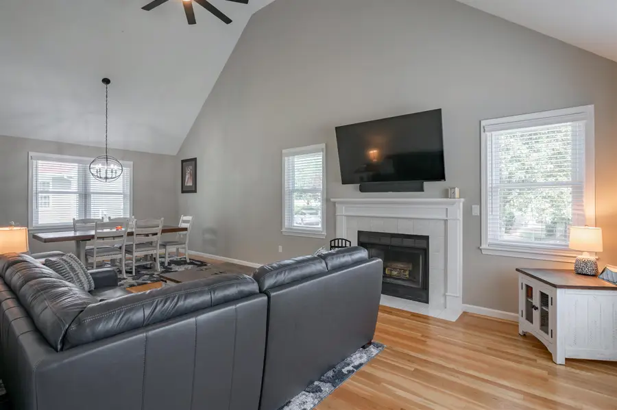 3 Honeysuckle Court #29, Nashua, NH 03063 - #2