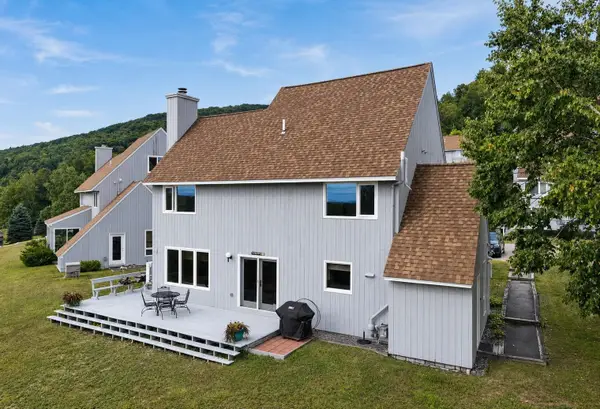11 Rocky Point Road #EN-6, Plymouth, NH 03264