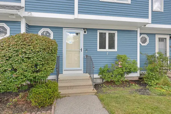 28 Swift Lane, Merrimack, NH 03054