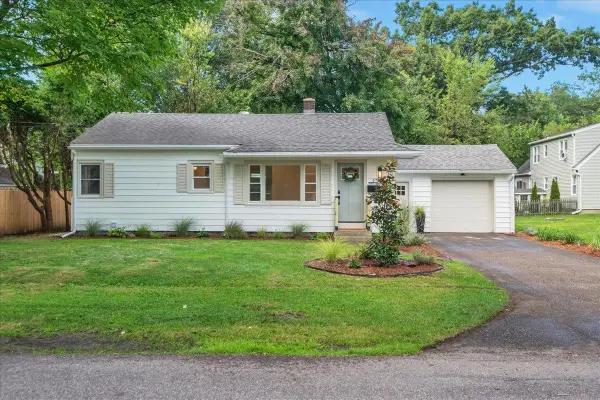 1 Huron Avenue, Essex Junction, VT 05452