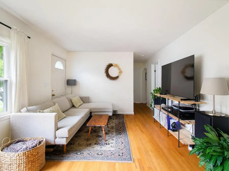 42 Hardy Avenue, Burlington, VT 05408 - #2