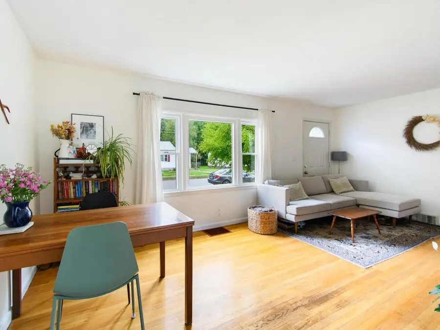 42 Hardy Avenue, Burlington, VT 05408 - #3