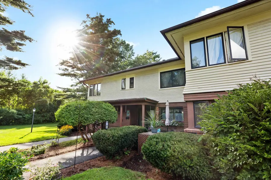 23 Wrisley Court, Essex Junction, VT 05452 - #2