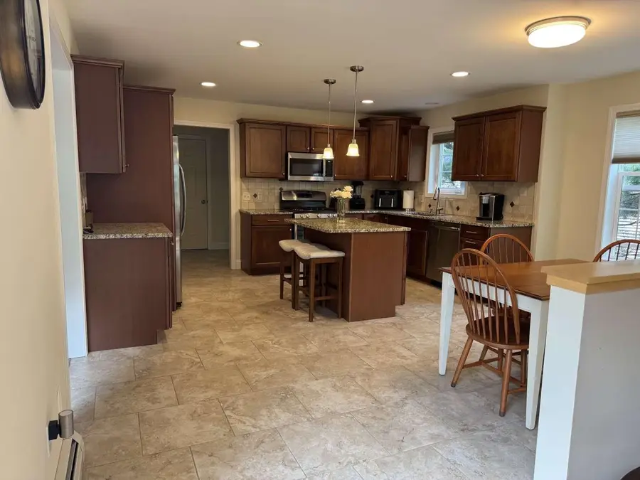 6 Laurel Drive, Essex, VT 05452 - #2