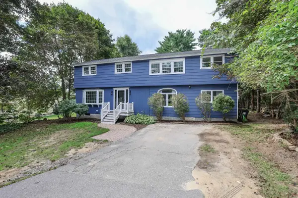 28 Swan Avenue, Bedford, NH 03110