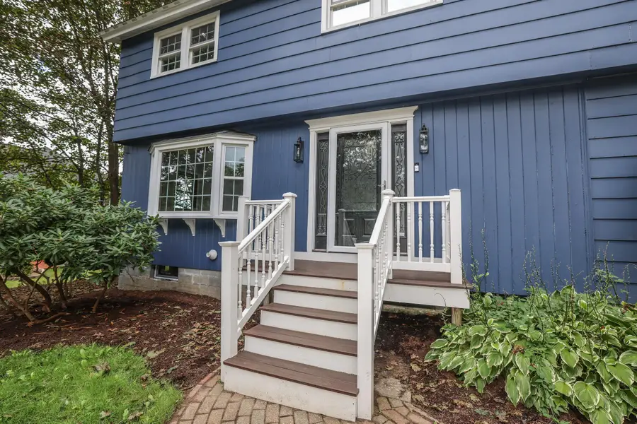 28 Swan Avenue, Bedford, NH 03110 - #3