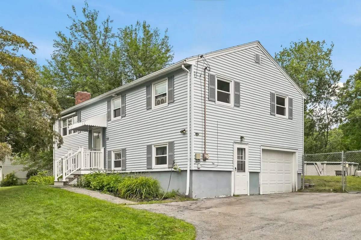 22 Woodbury Street, Salem, NH 03079 - #1