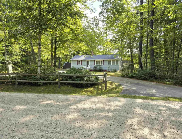 310 Robinhood Road, Wakefield, NH 03830
