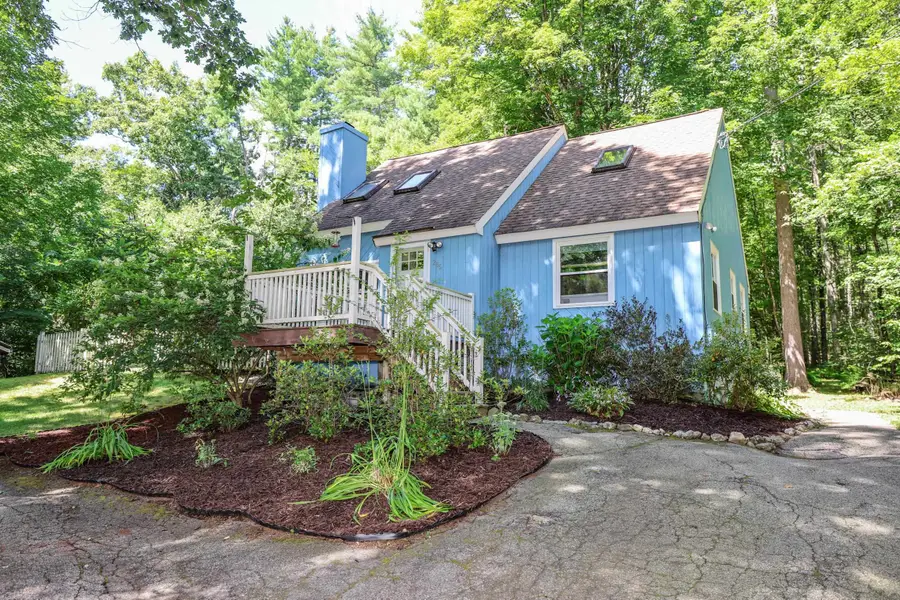 285 Colby Road, Weare, NH 03281 - #2