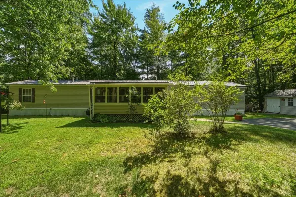 257 Wedgewood Road, Colchester, VT 05446