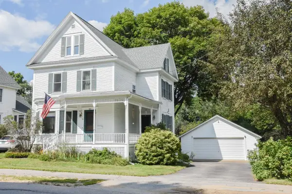 22 Bay Street, Northfield, NH 03276