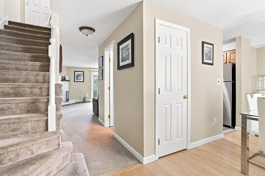 11 Meadowview Circle, Nashua, NH 03062 - #3