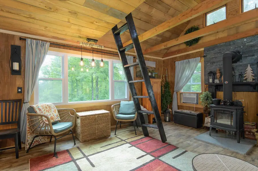 991 Old Post Road, Bradford, VT 05033 - #2