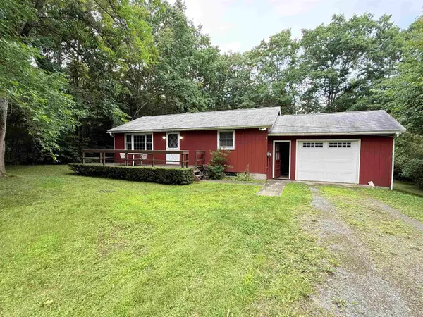 101 Cemetery Road, Putney, VT 05346