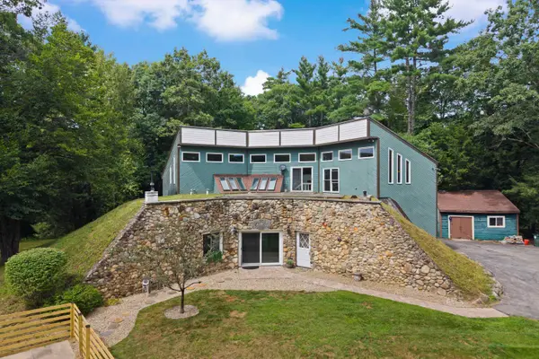 101 Black Brook Road, Goffstown, NH 03045