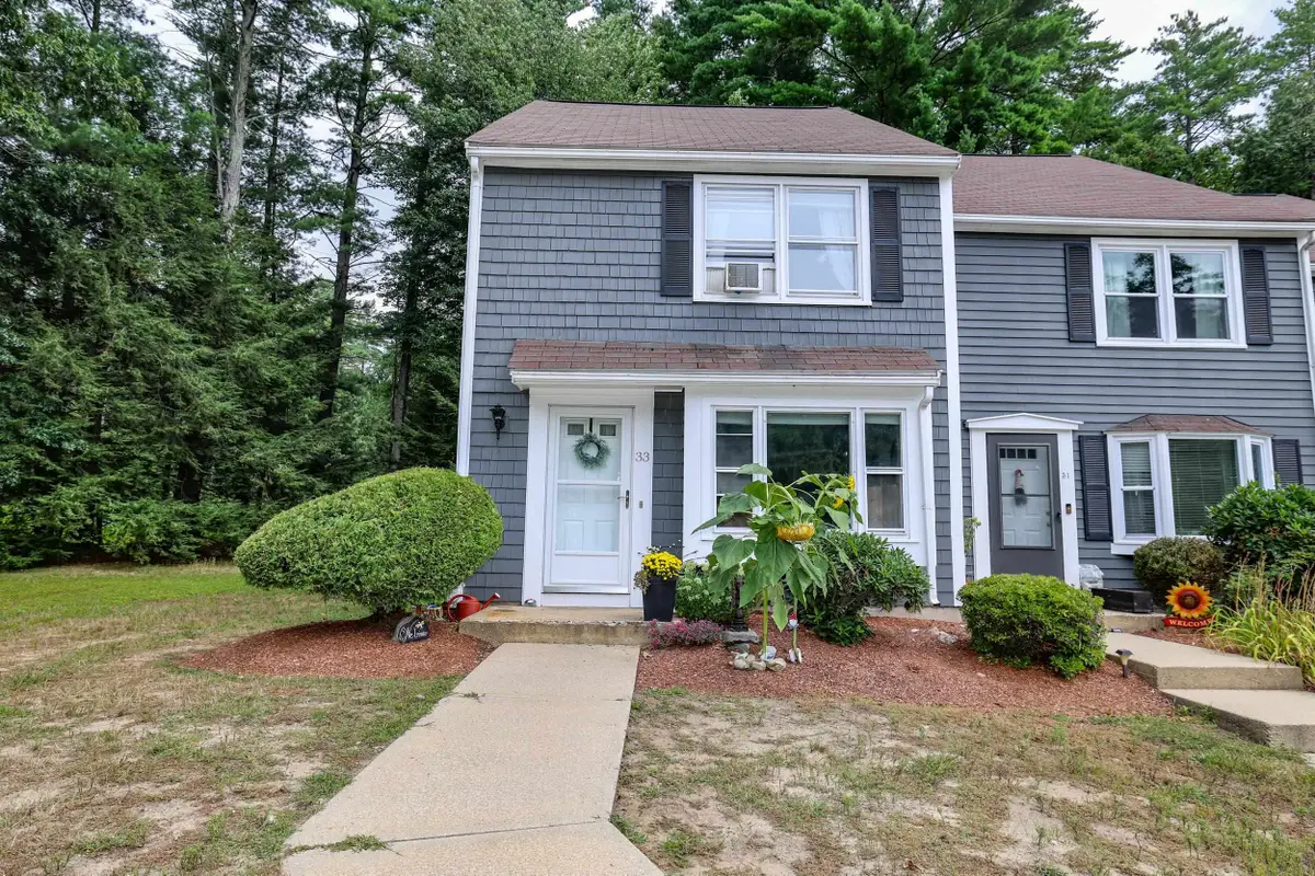 33 Blossom Lane, Merrimack, NH 03054 - #1