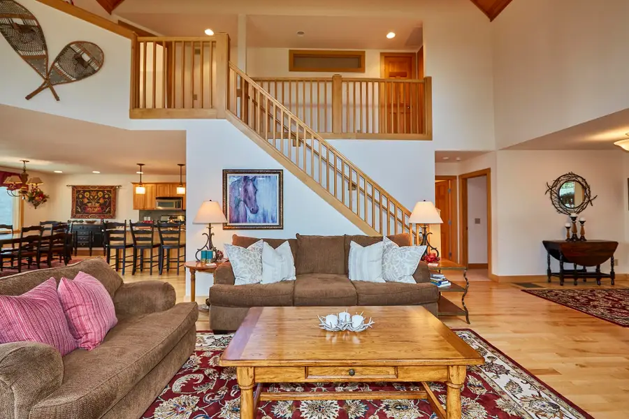 26 Highlands Avenue #J2, Wilmington, VT 05363 - #3