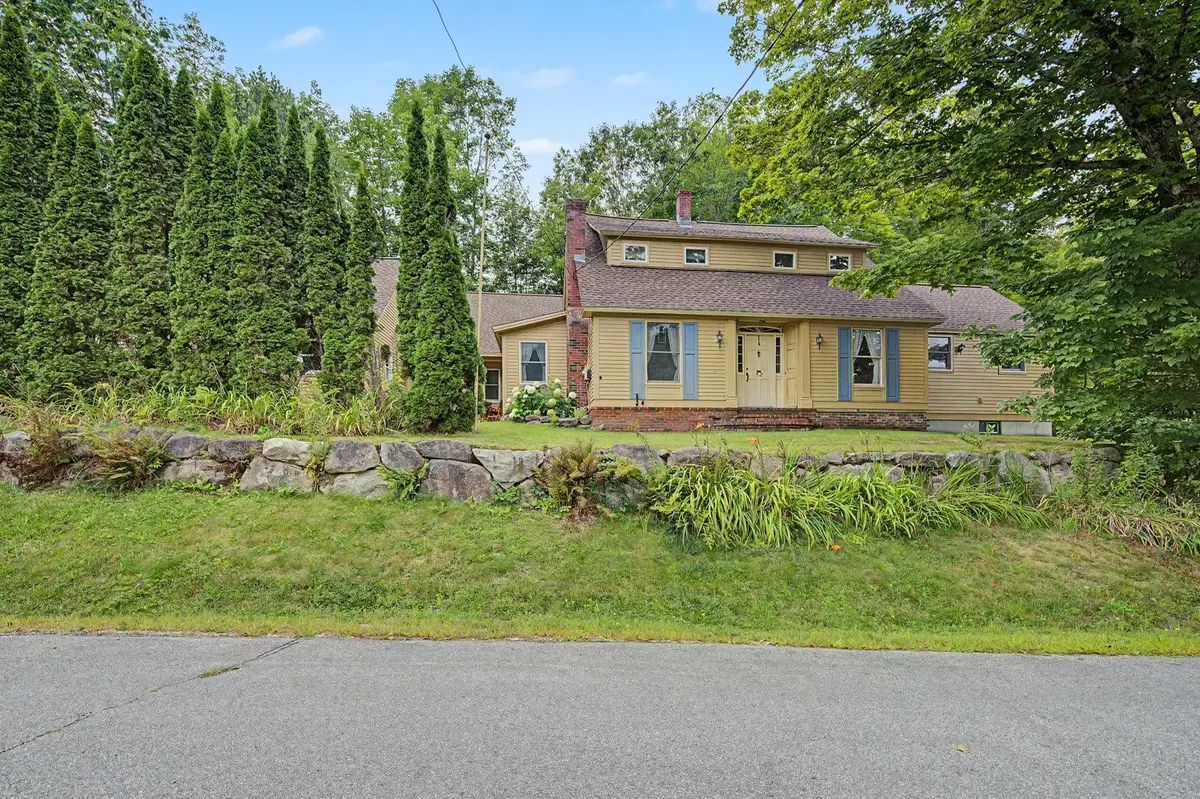 52 Chase Street, Sunapee, NH 03782 - #1